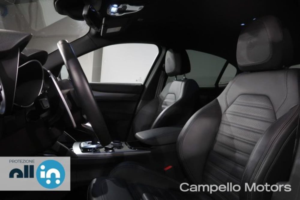 Alfa Romeo Stelvio usata a Venezia (5)