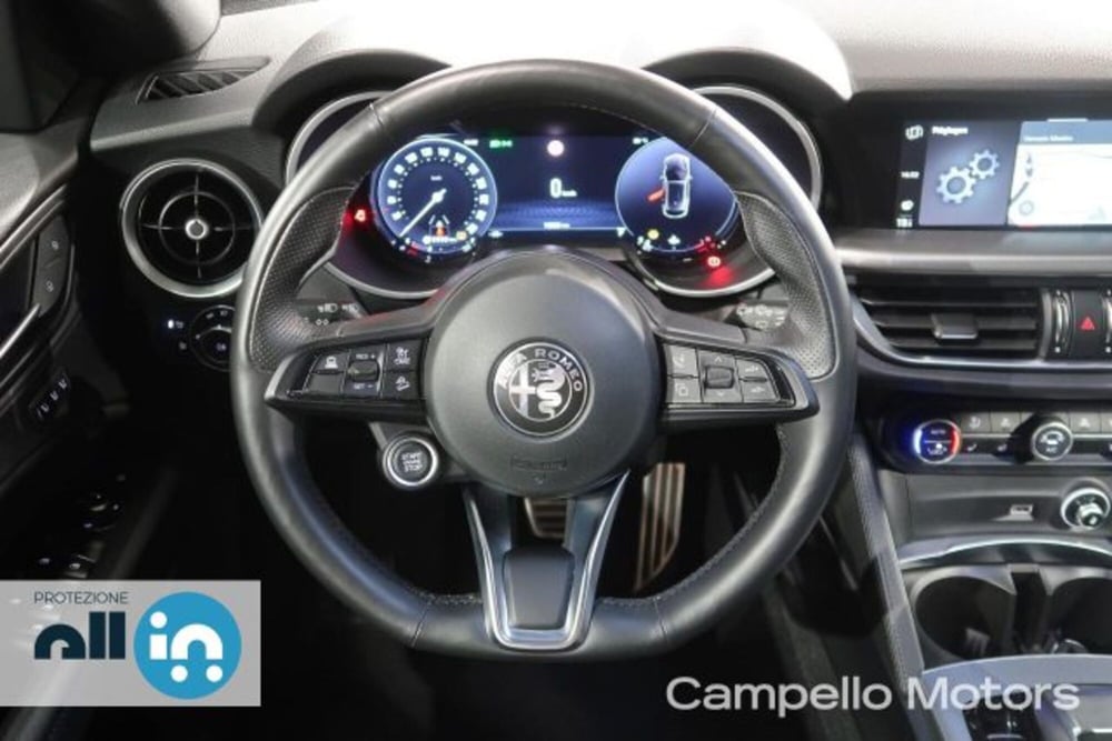 Alfa Romeo Stelvio usata a Venezia (9)