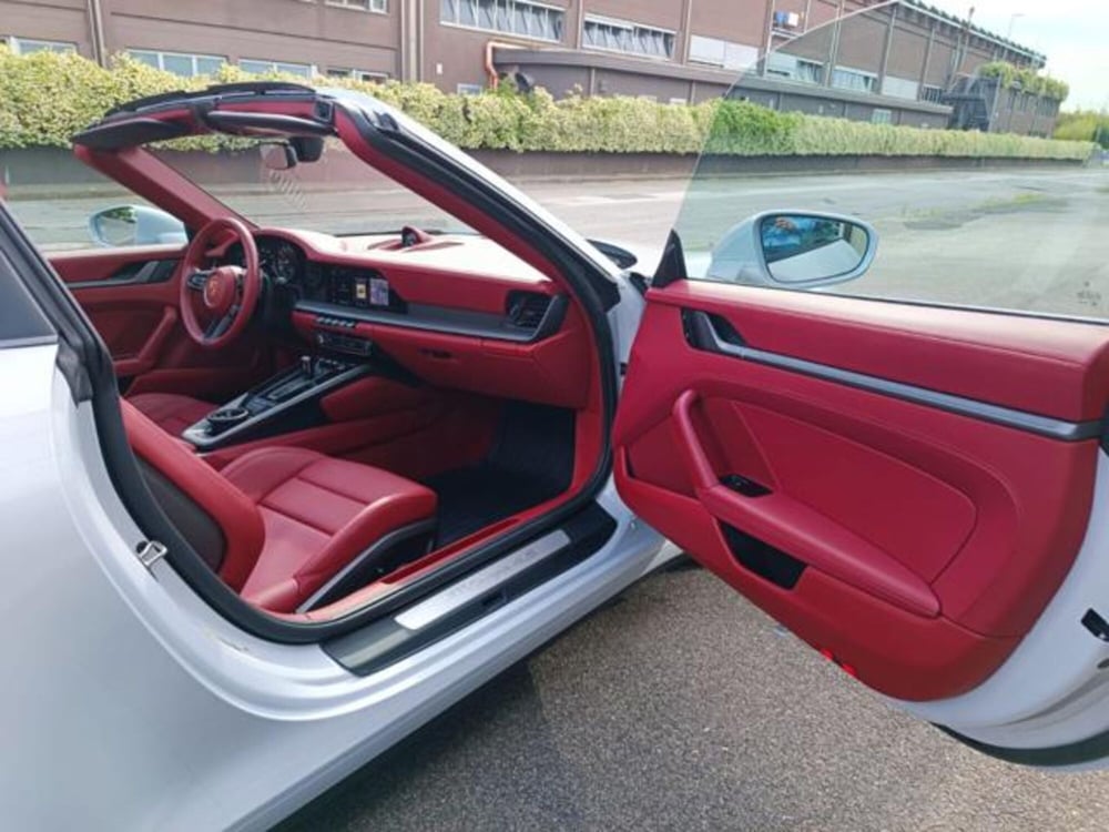 Porsche 911 Cabrio usata a Pisa (2)