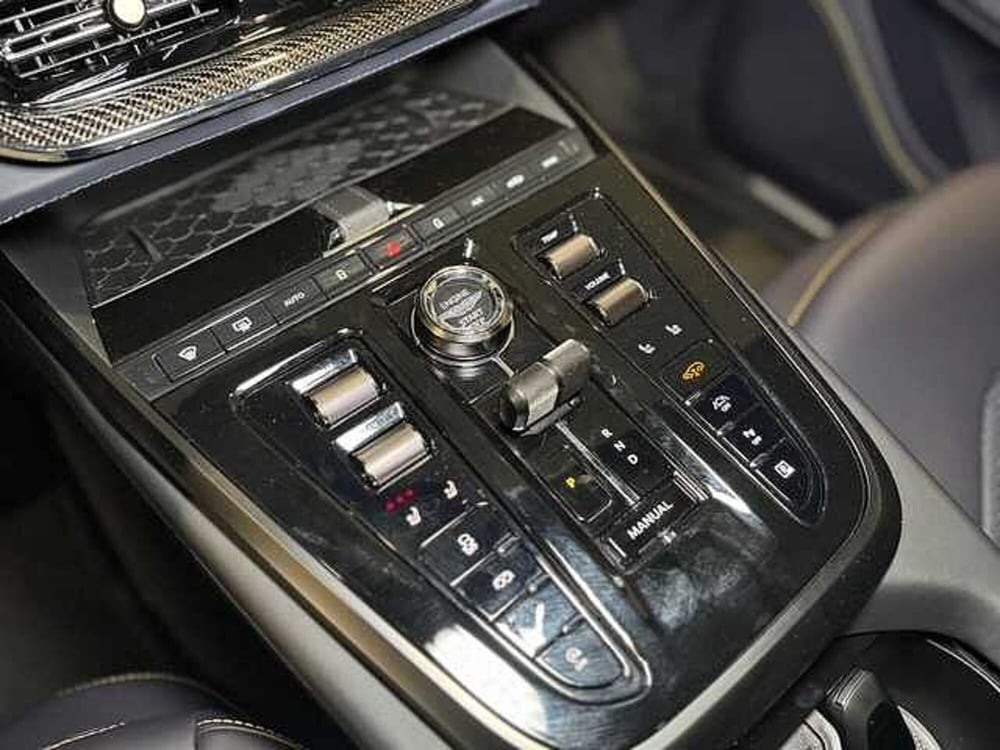 Aston Martin DBX707 usata a Genova (10)
