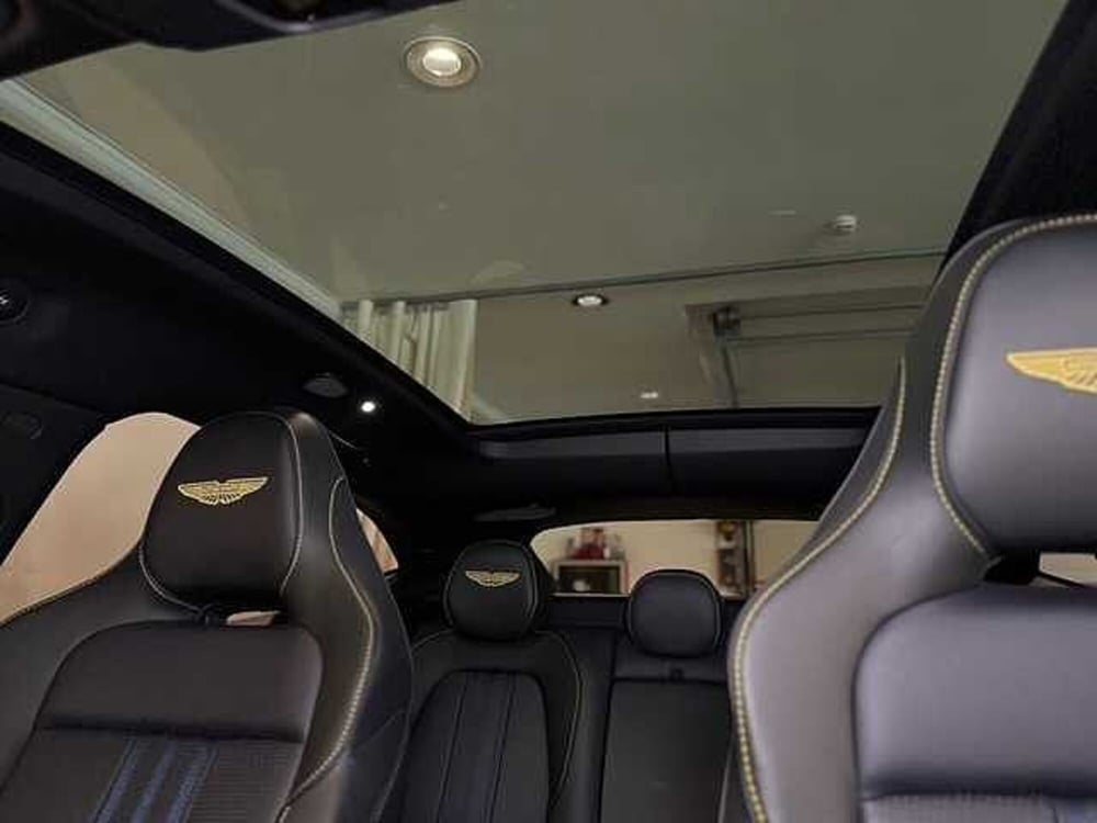 Aston Martin DBX707 usata a Genova (17)