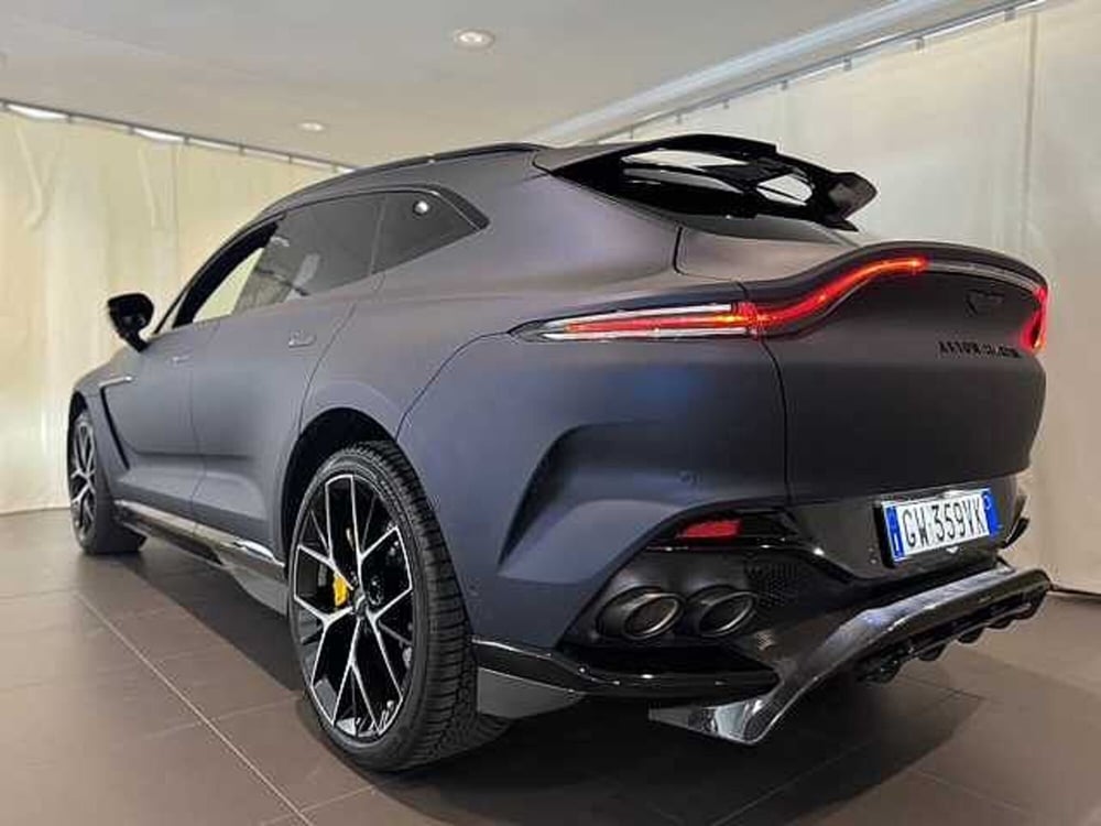 Aston Martin DBX707 usata a Genova (3)