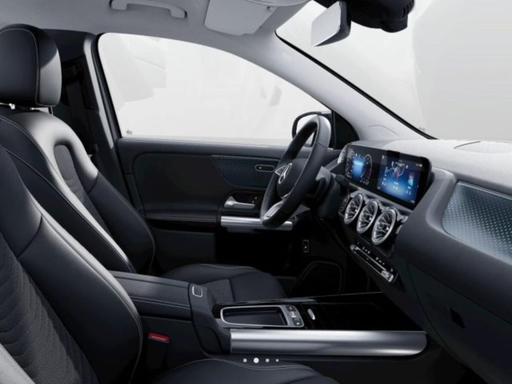 Mercedes-Benz GLA SUV nuova a Verona (6)