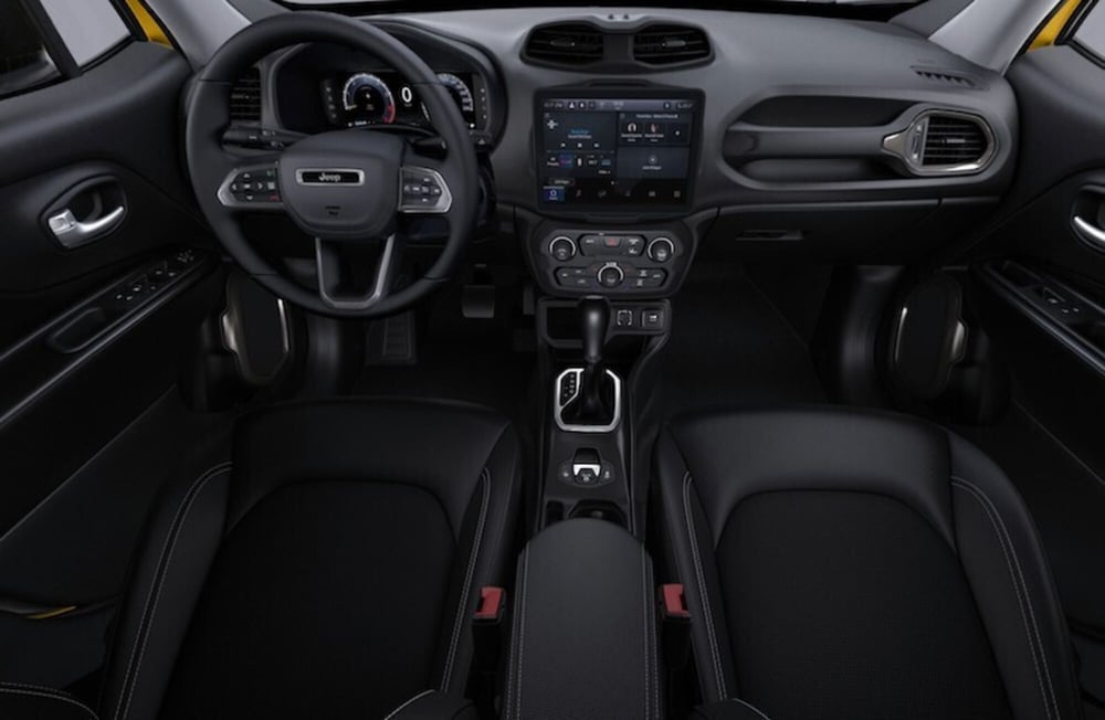 Jeep Renegade nuova a Bari (14)
