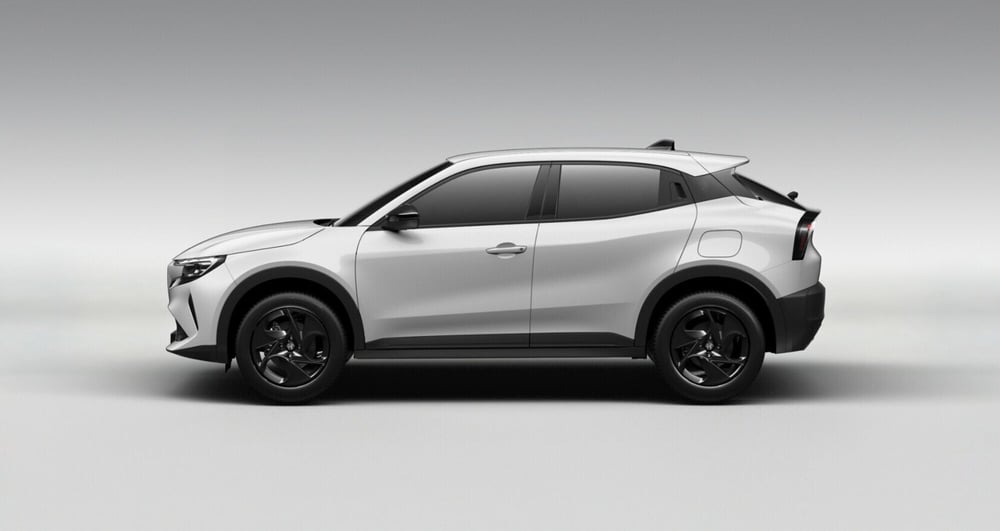Alfa Romeo Junior nuova a Bari (4)