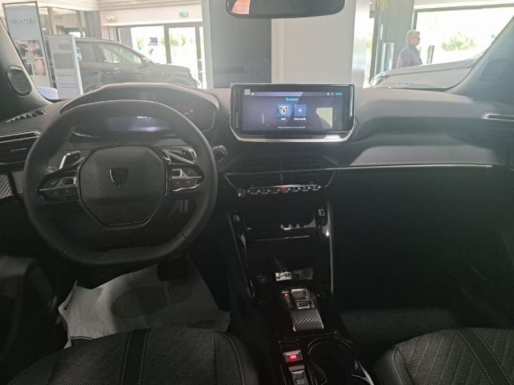 Peugeot 2008 nuova a Campobasso (6)