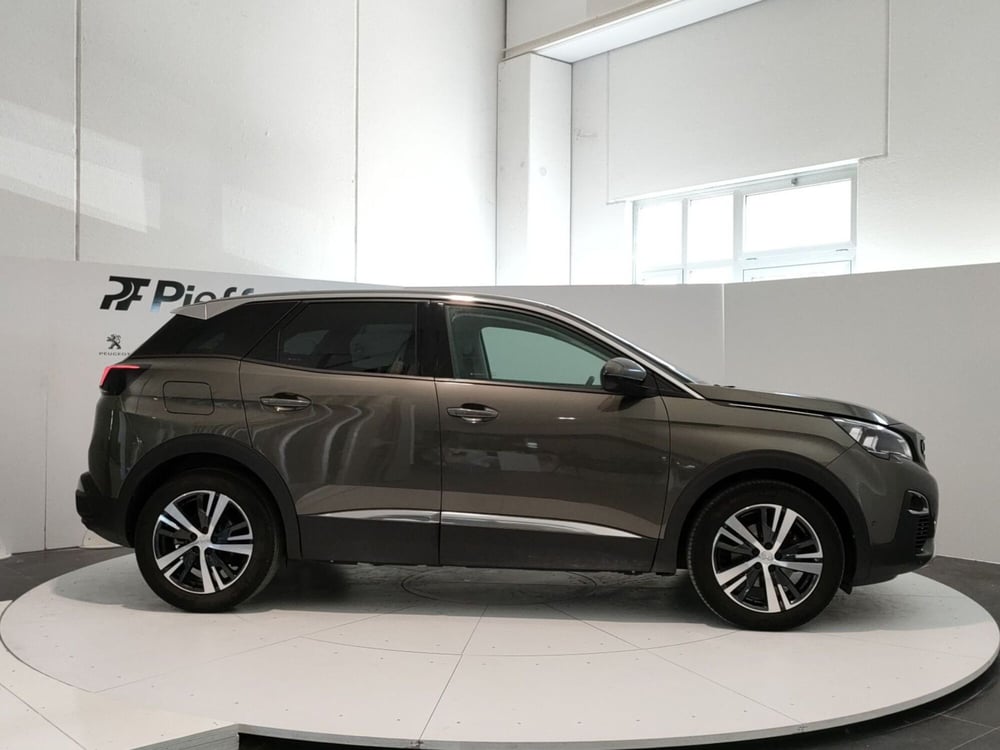 Peugeot 3008 usata a L'Aquila (5)