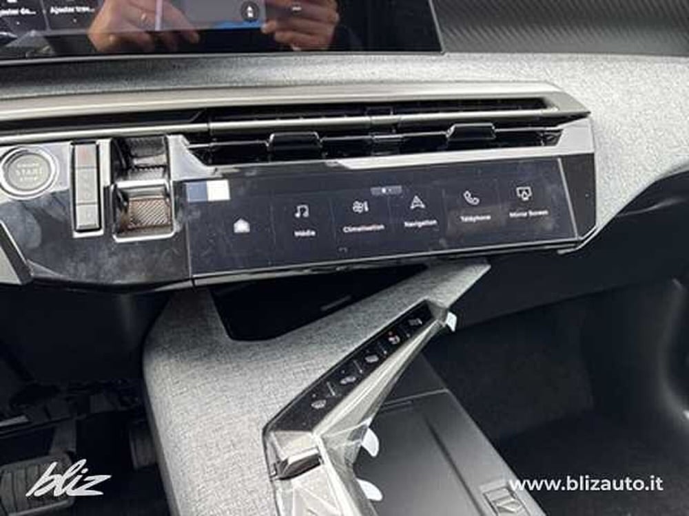 Peugeot 3008 nuova a Udine (15)