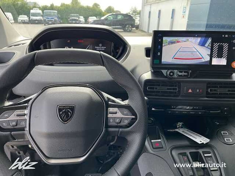Peugeot Rifter nuova a Udine (11)