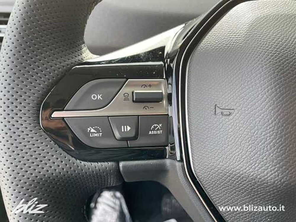 Peugeot Rifter nuova a Udine (16)
