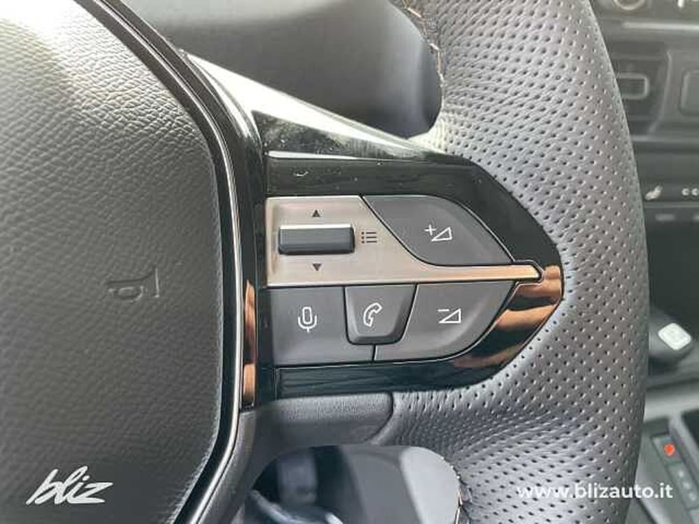 Peugeot Rifter nuova a Udine (17)