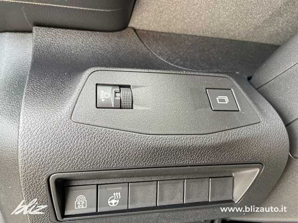 Peugeot Rifter nuova a Udine (18)
