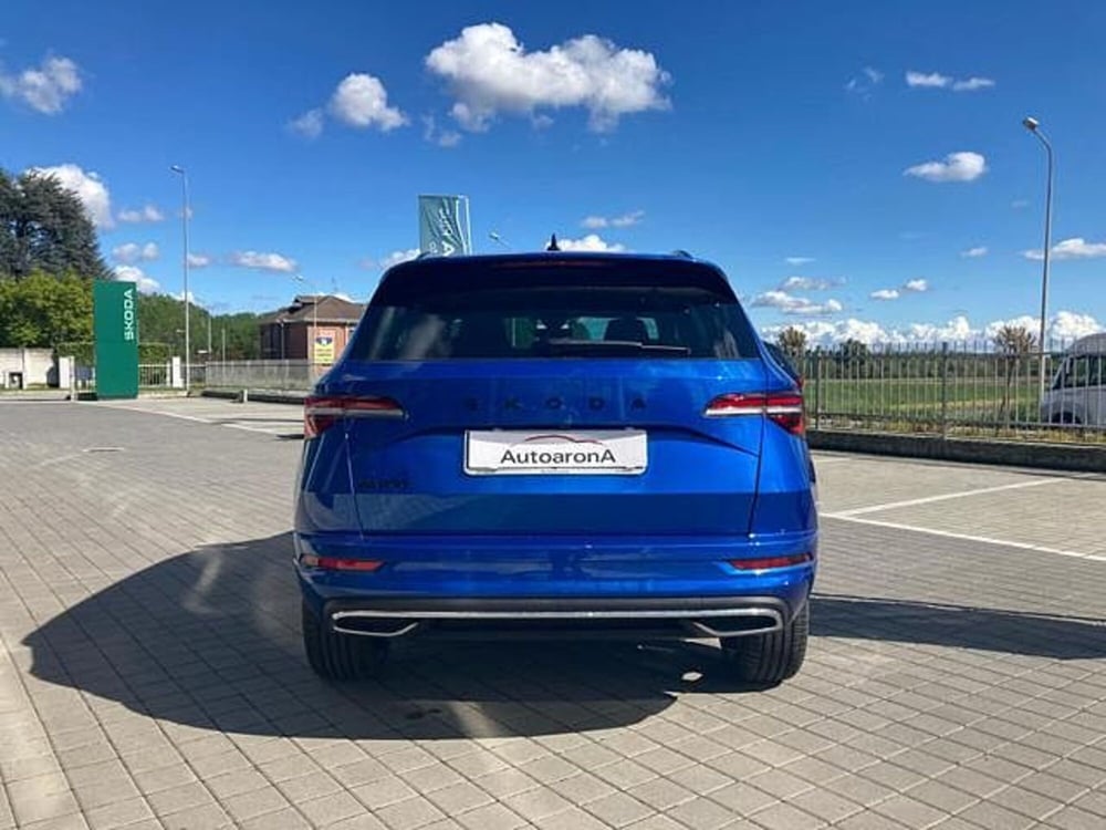 Skoda Karoq nuova a Novara (4)