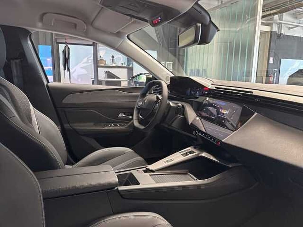 Peugeot 308 nuova a Ravenna (8)