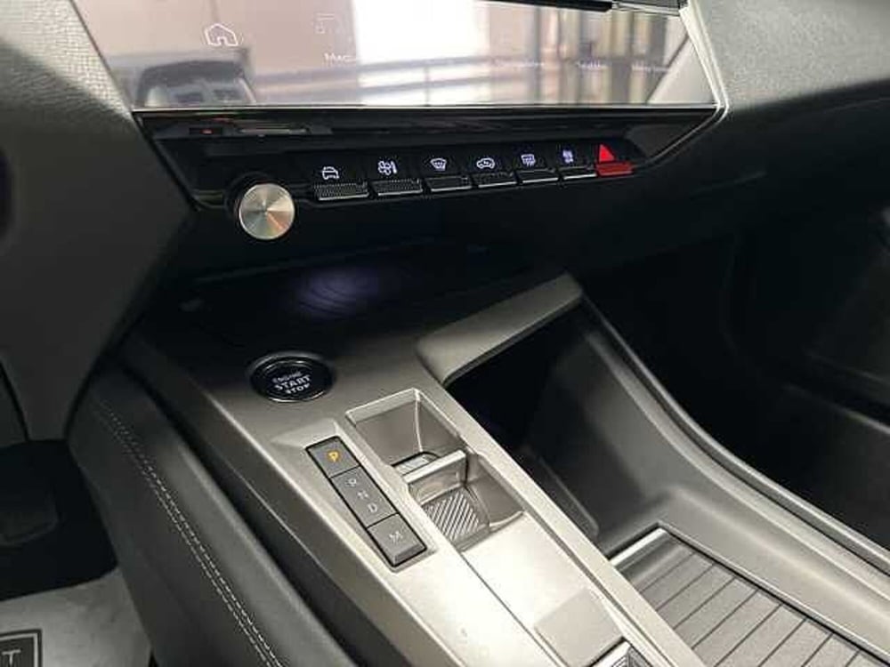 Peugeot 308 nuova a Ravenna (15)