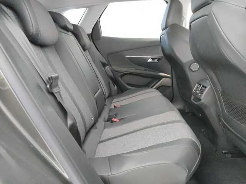 Peugeot 3008 usata a Teramo (14)