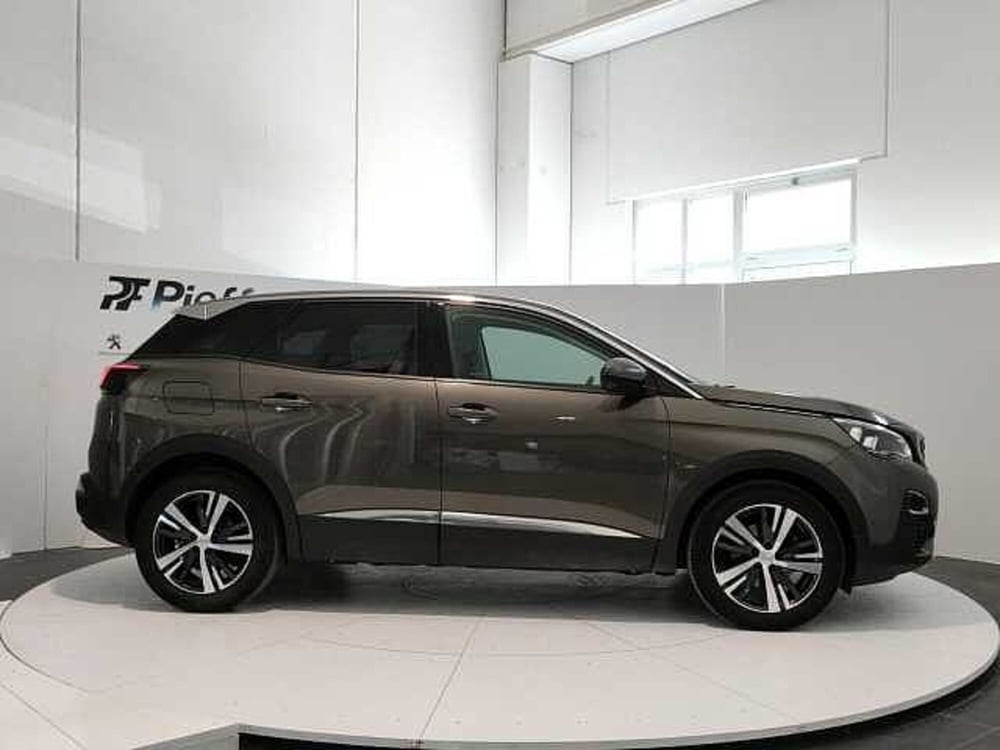 Peugeot 3008 usata a Teramo (5)