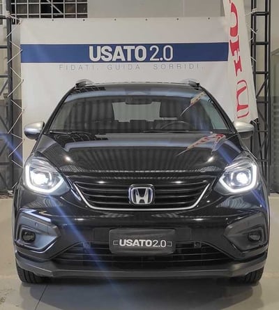 Honda Jazz 1.5 Hev Crosstar eCVT Bicolor Executive del 2021 usata a Casapulla
