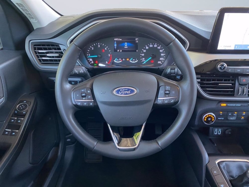 Ford Kuga usata a Milano (13)