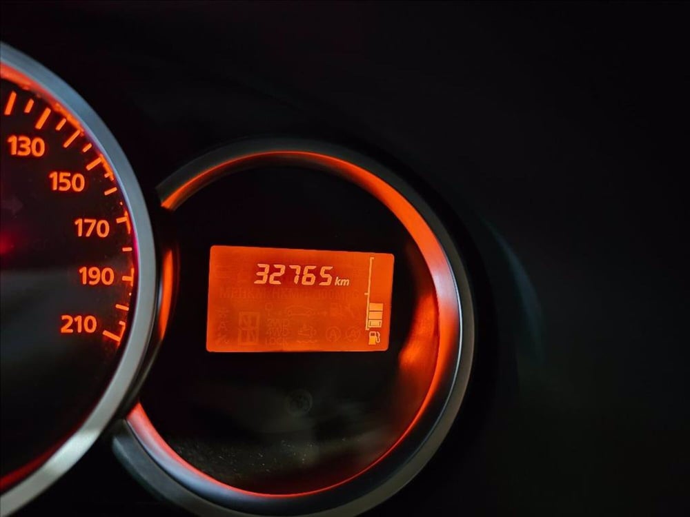 Dacia Sandero usata a Palermo (13)