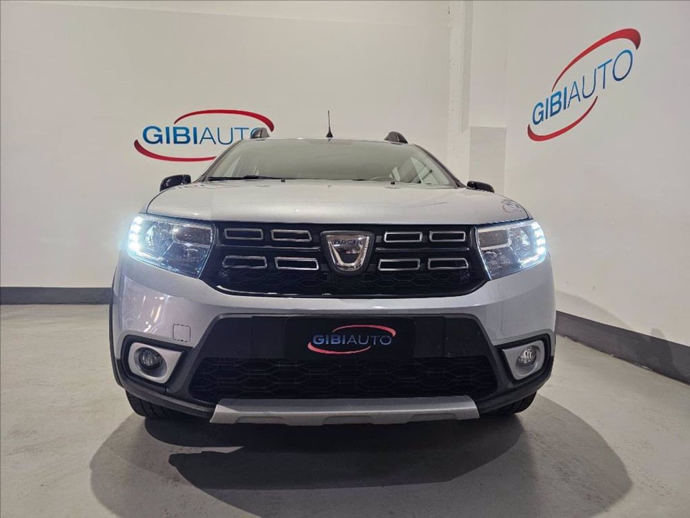 Dacia Sandero usata a Palermo (3)