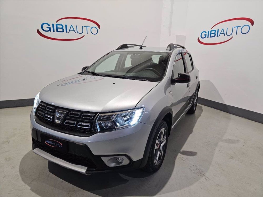 Dacia Sandero usata a Palermo (4)