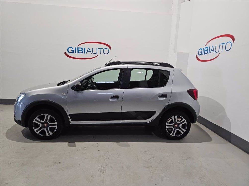 Dacia Sandero usata a Palermo (5)