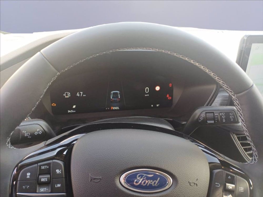 Ford Kuga nuova a Milano (11)