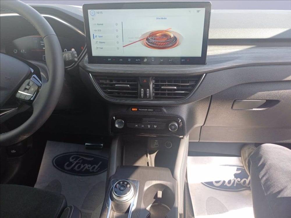 Ford Kuga nuova a Milano (13)
