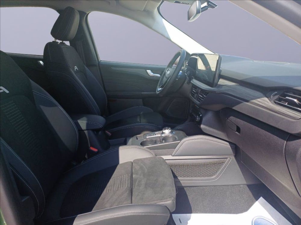 Ford Kuga nuova a Milano (16)