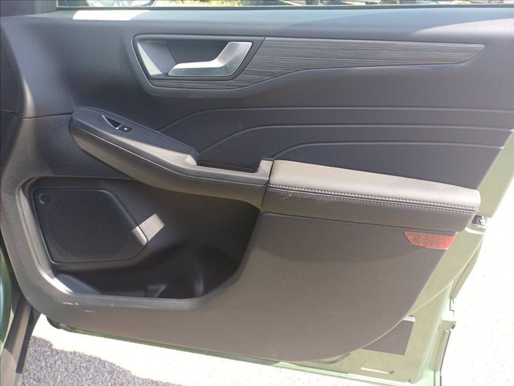Ford Kuga nuova a Milano (20)