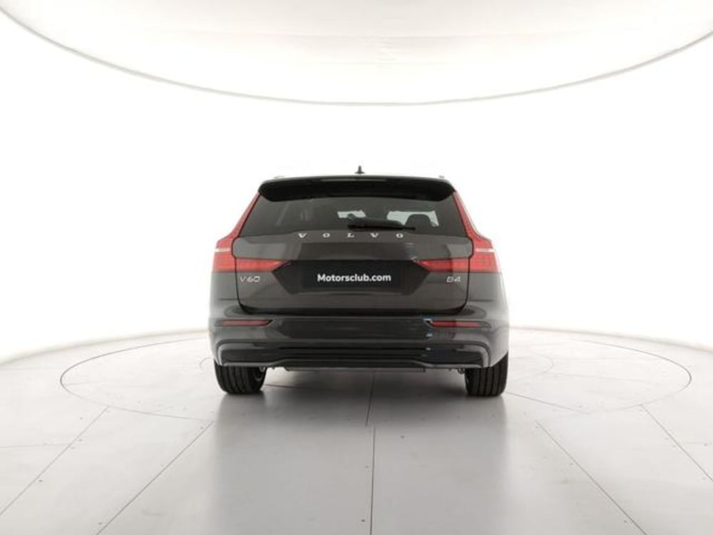 Volvo V60 nuova a Modena (4)