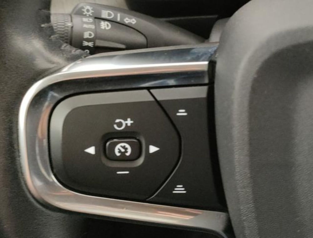 Volvo XC40 usata a Modena (17)