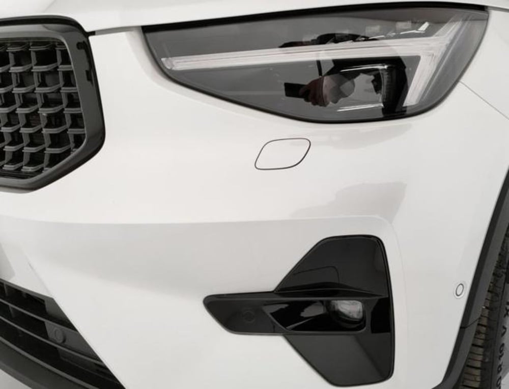 Volvo XC40 nuova a Modena (9)
