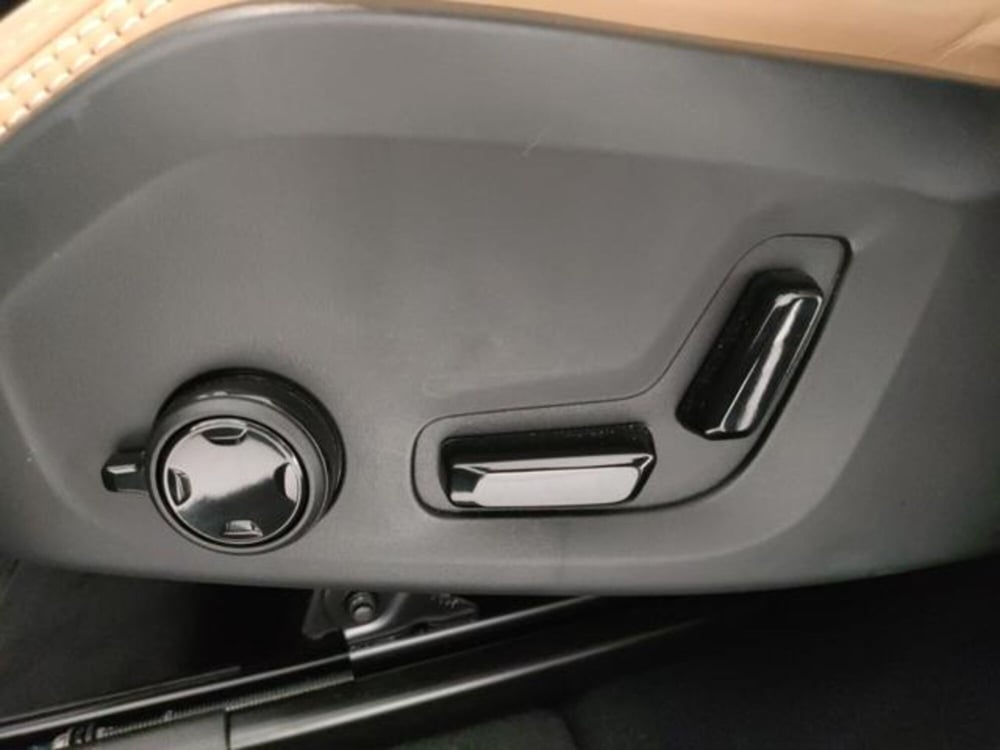 Volvo XC60 usata a Modena (15)