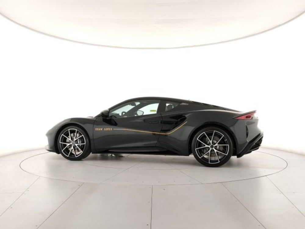 Lotus Emira nuova a Modena (4)