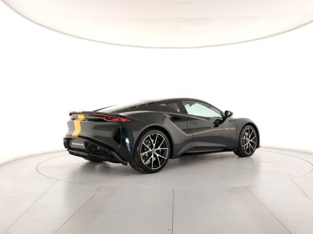 Lotus Emira nuova a Modena (7)