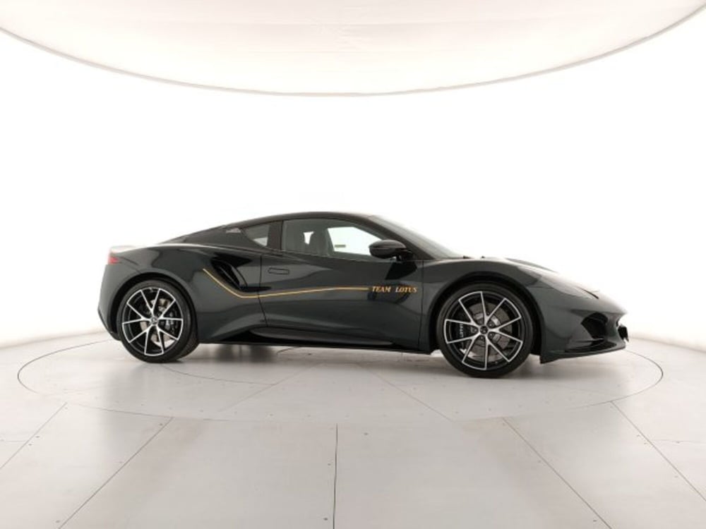 Lotus Emira nuova a Modena (8)