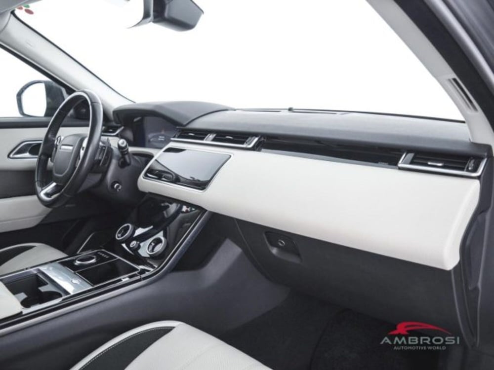 Land Rover Range Rover Velar usata a Perugia (12)