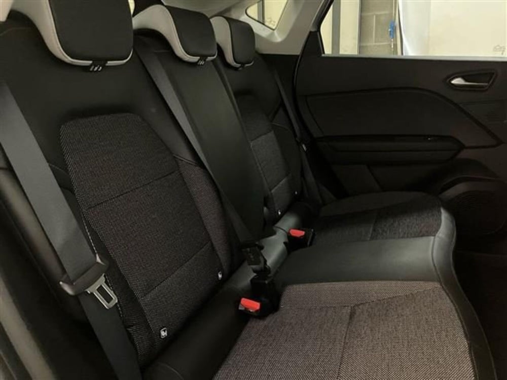 Renault Captur usata a Como (12)