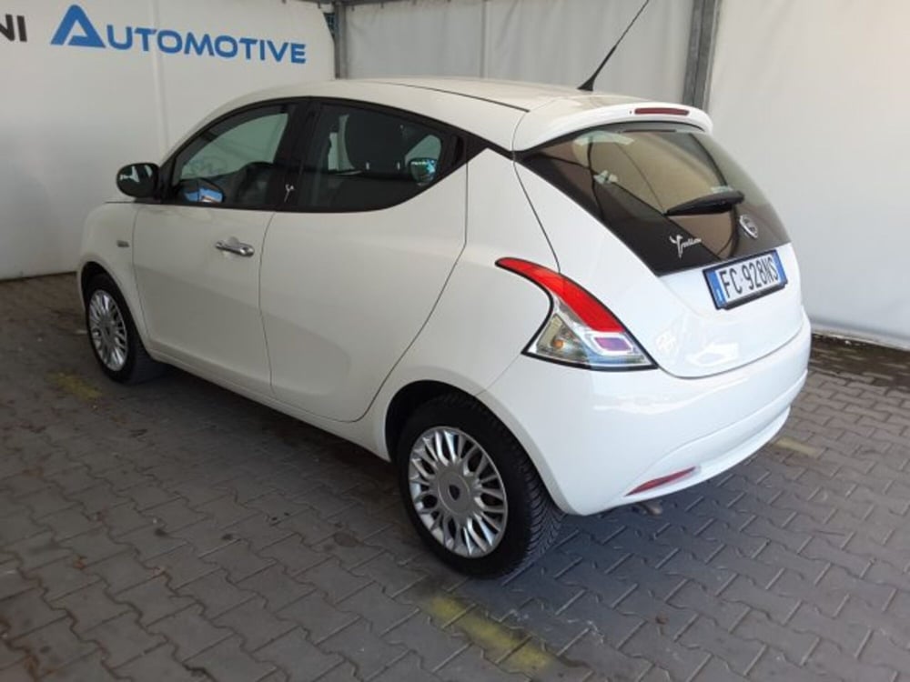 Lancia Ypsilon usata a Firenze (10)