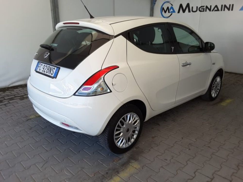 Lancia Ypsilon usata a Firenze (12)