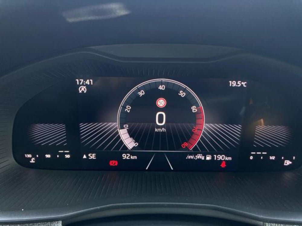 Skoda Kamiq nuova a Novara (12)