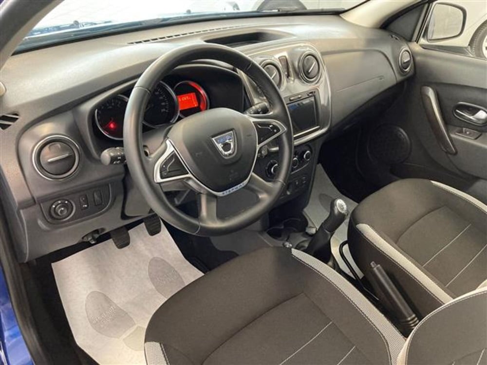 Dacia Sandero usata a Brescia (11)