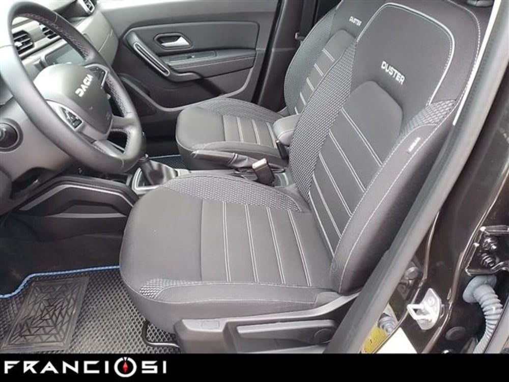 Dacia Duster usata a Modena (10)