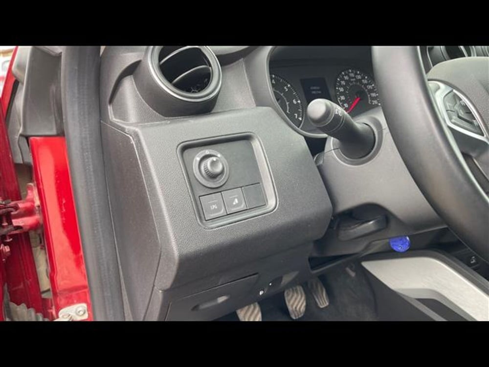 Dacia Duster usata a Lecce (15)