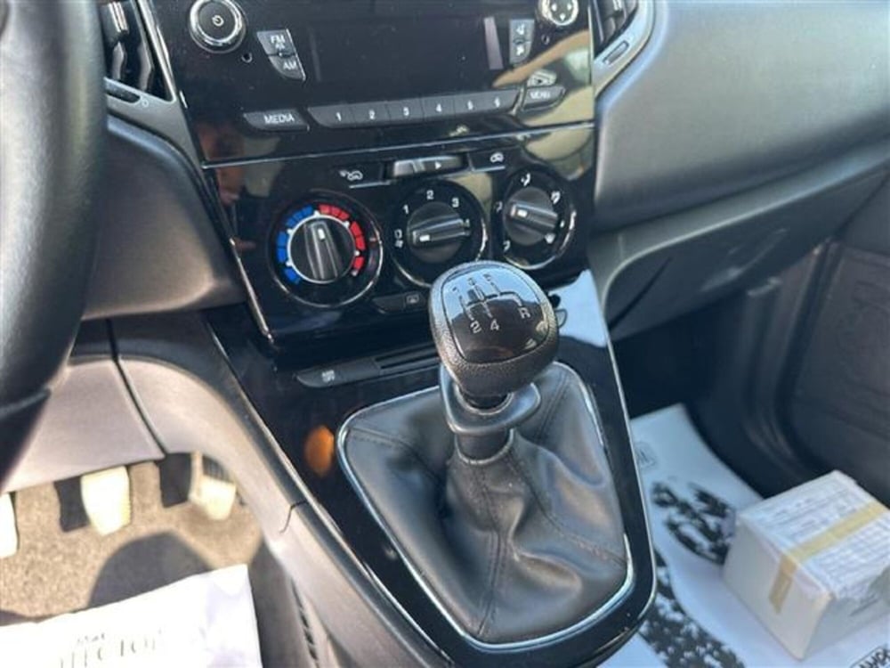 Lancia Ypsilon usata a Torino (15)