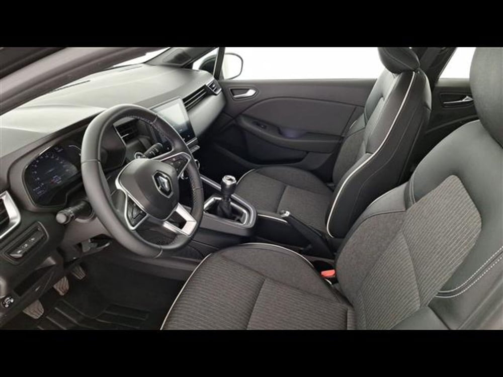 Renault Clio usata a Milano (13)