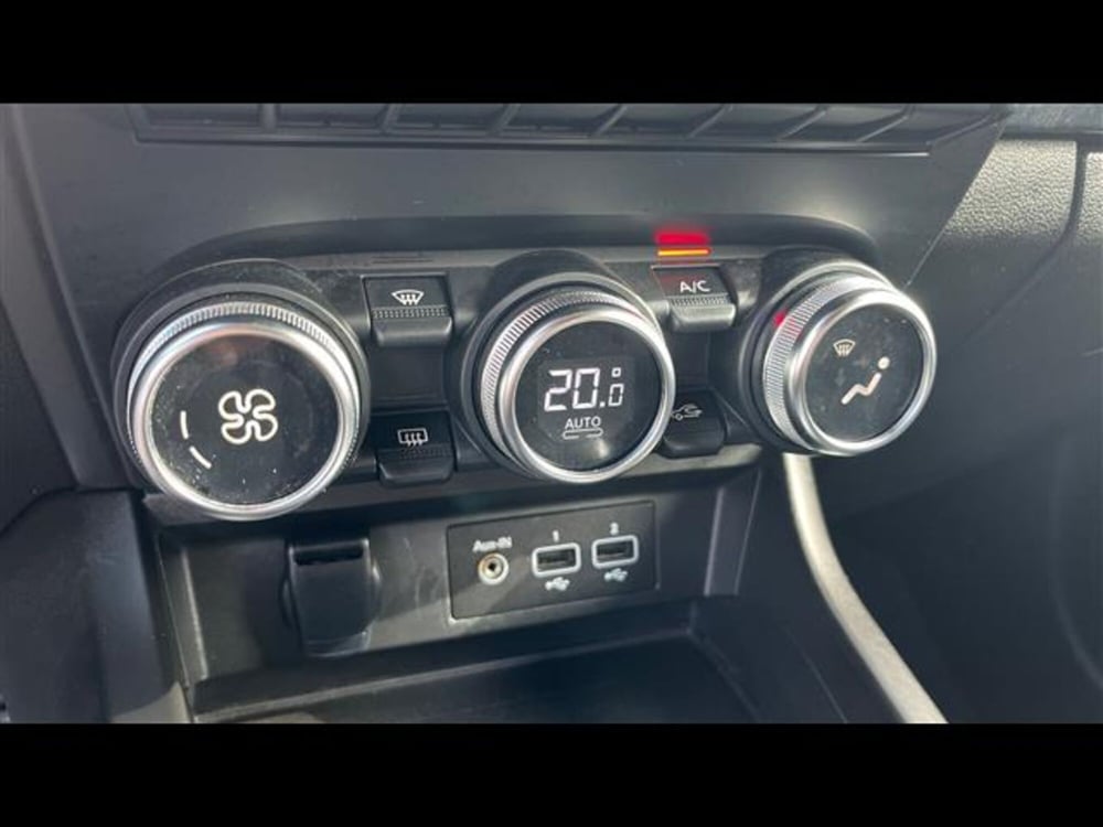 Renault Arkana usata a Lecce (13)
