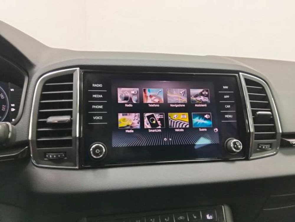 Skoda Karoq usata a Como (14)